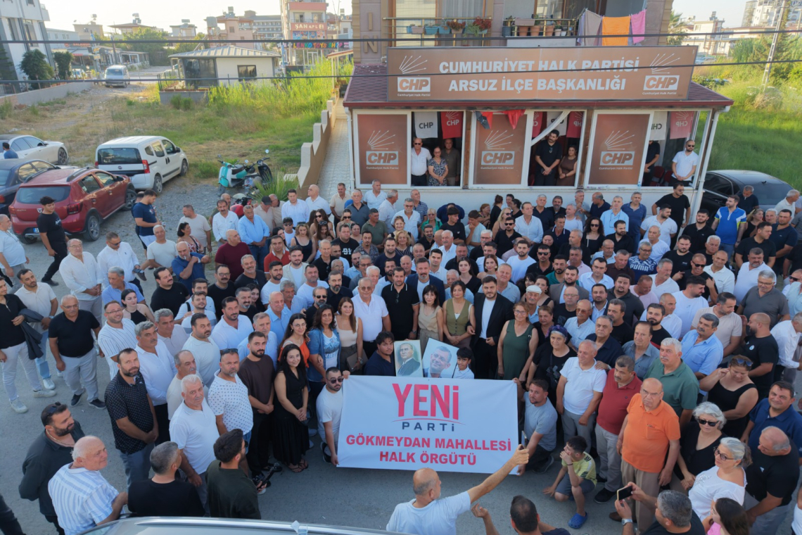 SAMİ ÜSTÜN'DEN ARSUZ'DA GÖVDE GÖSTERİLİ İSTİFA: "ARSUZ HALKI NE DERSE, BİZ ORADAYIZ!"